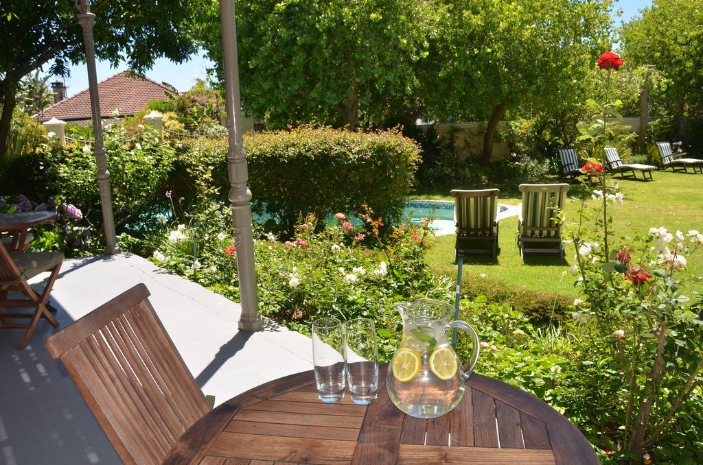 Medindi Manor Hotel Cape Town Exterior photo