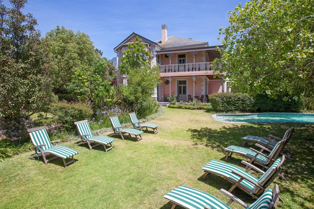Medindi Manor Hotel Cape Town Exterior photo